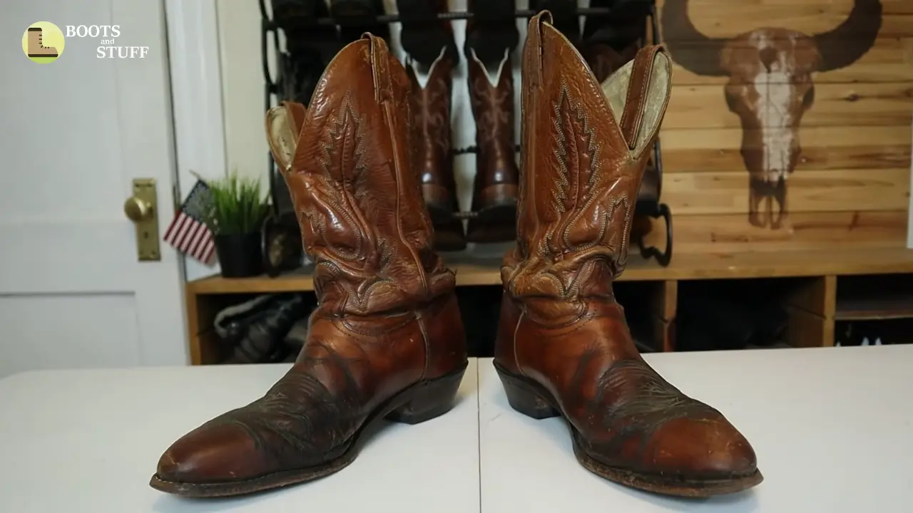 How To Stretch Out Cowboy Boots